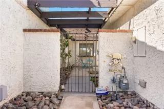 Photo #3: 2732905 Listing 