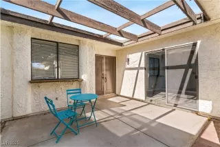 Photo #5: 2732905 Listing 