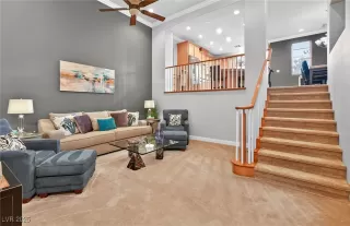 Photo #6: 2732925 Listing 