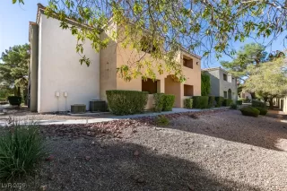 Photo #2: 2732936 Listing 