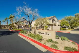 Photo #3: 2732942 Listing