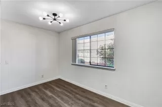 Photo #5: 2733069 Listing 