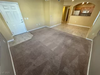 Photo #4: 2733080 Listing 