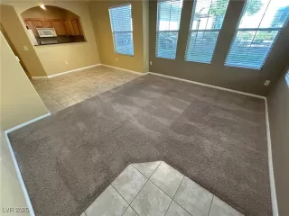 Photo #5: 2733080 Listing 