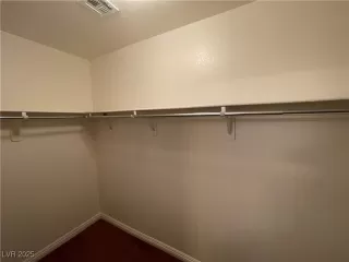 Photo #5: 2733086 Listing 