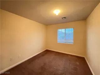 Photo #6: 2733086 Listing 