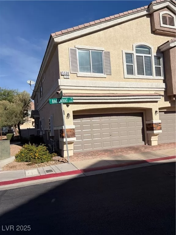 MLS: 2733132 Condo For Sale