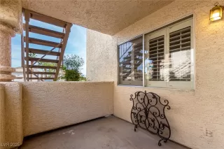 Photo #2: 2733192 Listing