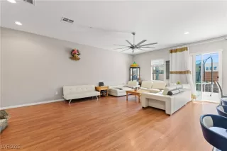 Photo #5: 2733195 Listing 