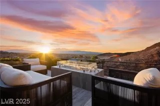 Photo #4: 2733230 Listing 