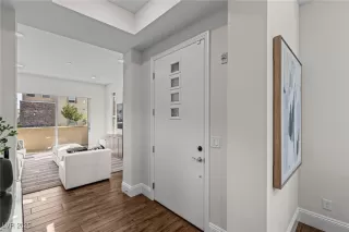 Photo #3: 2733238 Listing