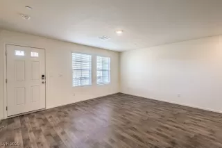 Photo #3: 2733257 Listing 
