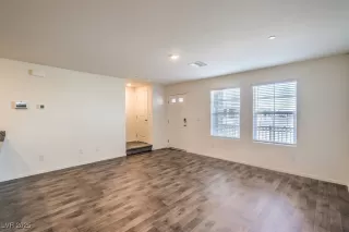 Photo #4: 2733257 Listing 