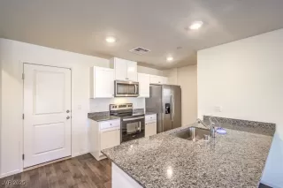 Photo #6: 2733257 Listing 
