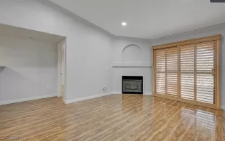 Photo #2: 2733287 Listing 