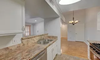 Photo #6: 2733287 Listing 