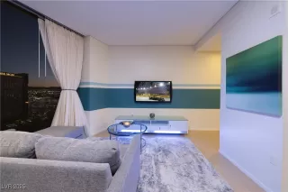 Photo #2: 2733288 Listing 