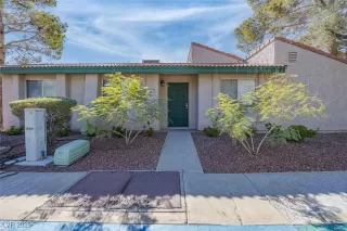 Photo #3: 2733291 Listing