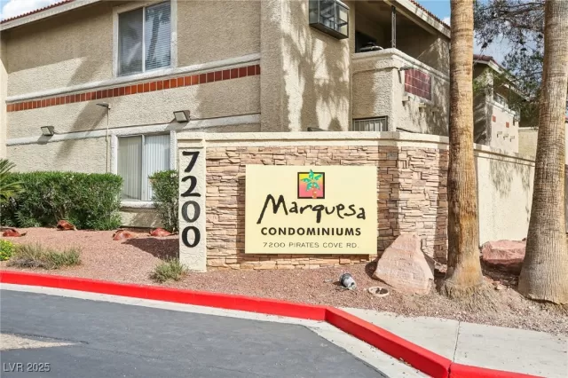 MLS: 2733292 Condo For Sale