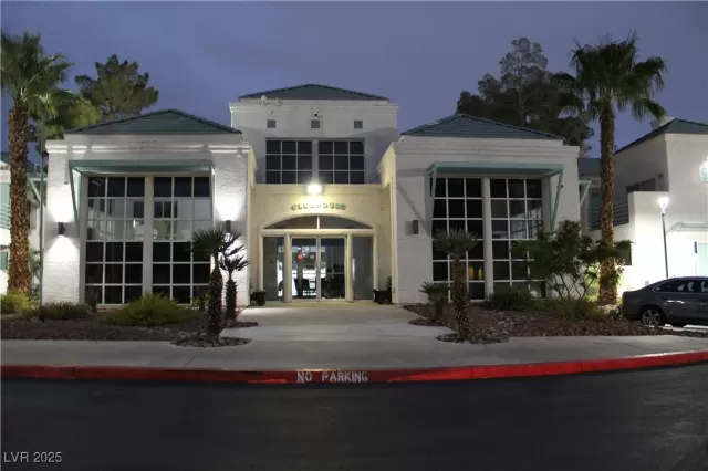 MLS: 2733328 Condo For Sale