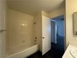 Photo #4: 2733328 Listing 