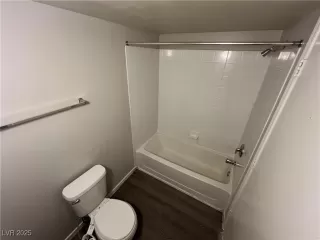 Photo #5: 2733354 Listing