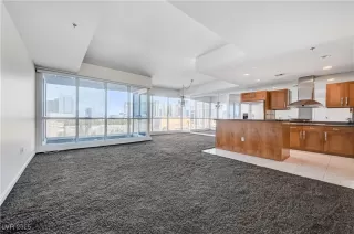 Photo #1: 2733356 Listing