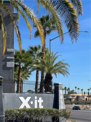 Photo #1: 2733392 Listing