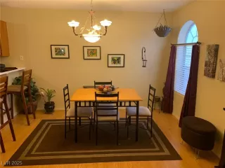 Photo #6: 2733420 Listing 