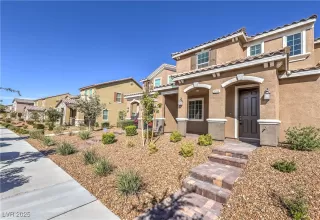 Photo #1: 2733451 Listing 