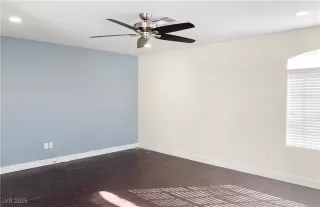 Photo #3: 2733482 Listing