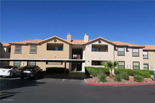 MLS: 2733495 Condo For Sale