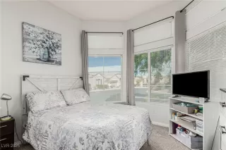 Photo #5: 2733500 Listing