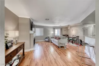 Photo #3: 2733531 Listing