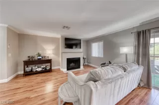 Photo #6: 2733531 Listing