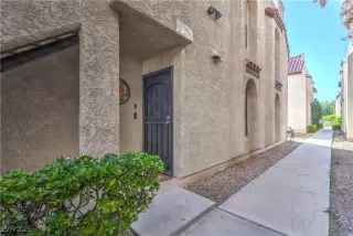 Photo #3: 2733547 Listing