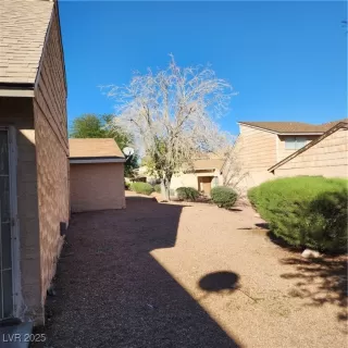 Photo #1: 2733549 Listing