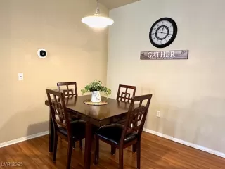 Photo #5: 2733556 Listing 