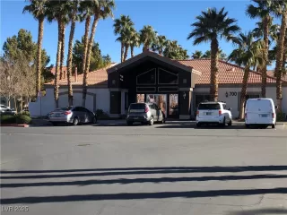 Photo #1: 2733594 Listing 