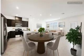 Photo #1: 2733598 Listing