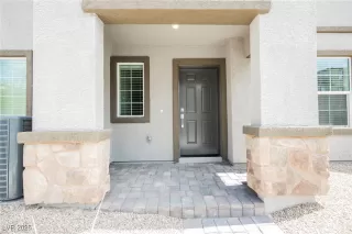 Photo #4: 2733598 Listing