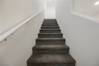 Photo #5: 2733598 Listing