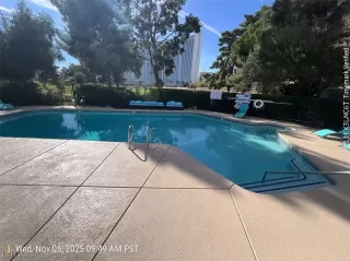 Photo #3: 2733605 Listing 