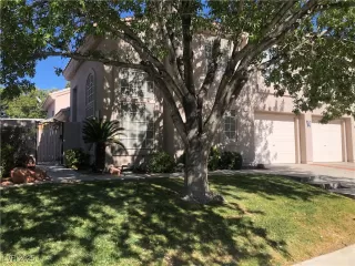 Photo #1: 2733629 Listing 