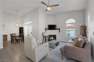 Photo #4: 2733634 Listing 