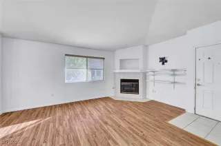 Photo #4: 2733636 Listing 