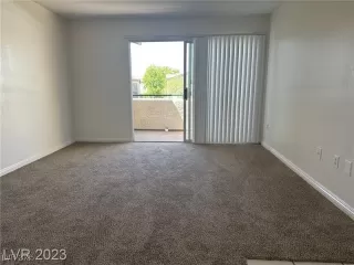 Photo #3: 2733642 Listing 