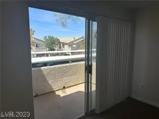 Photo #4: 2733642 Listing 