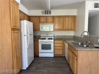 Photo #6: 2733642 Listing 