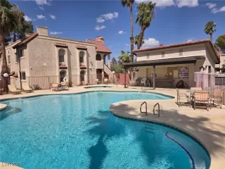 Photo #1: 2733670 Listing